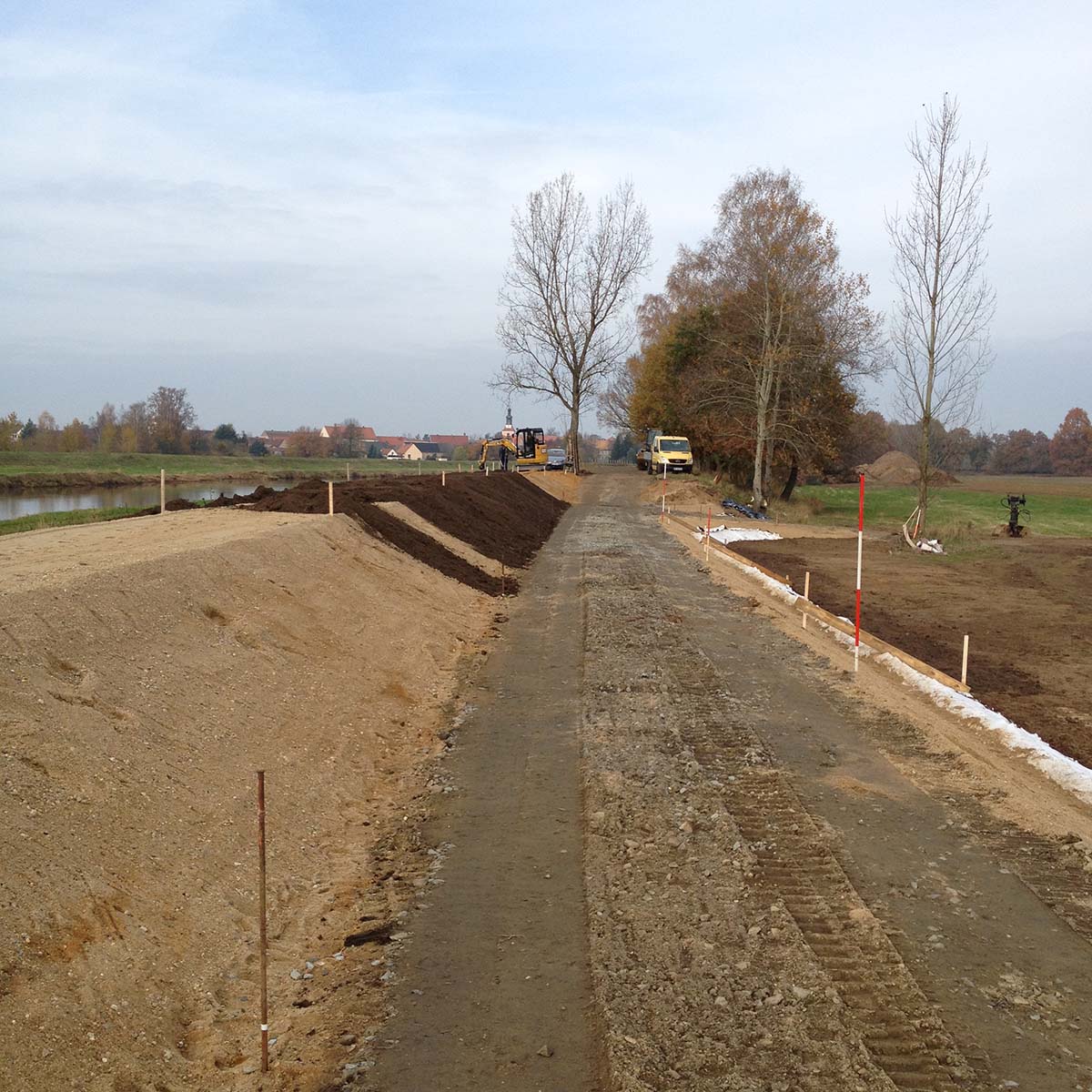 Deichbau Wahrenbrück